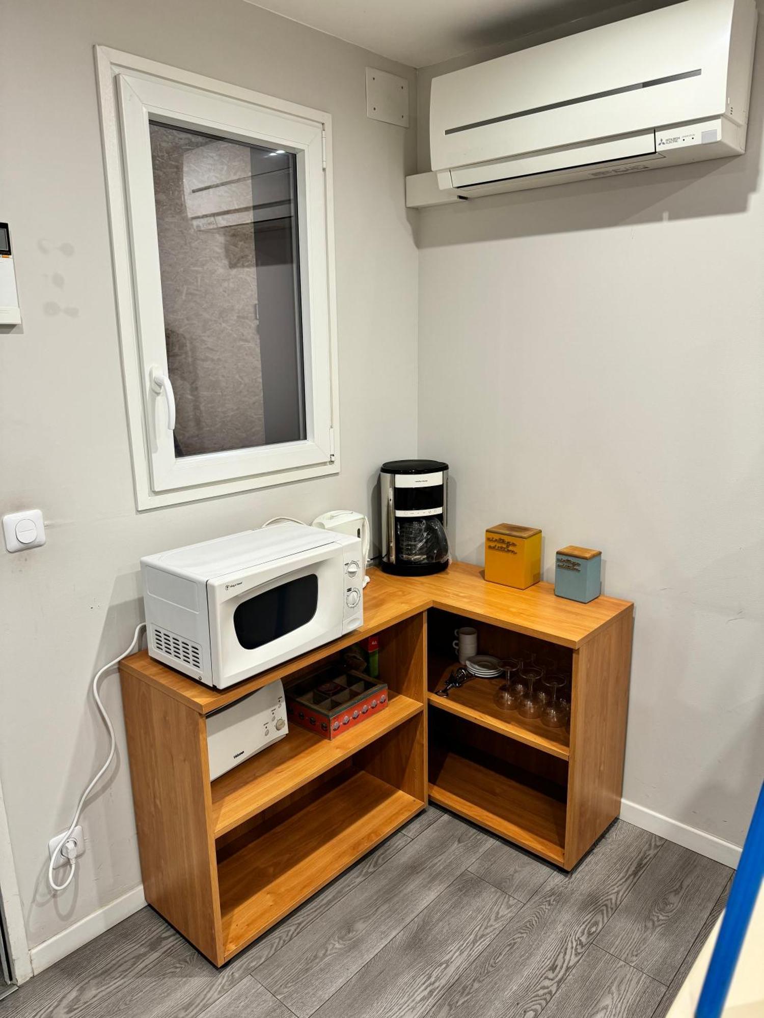 Worldroom Chambre Privee Avec Espace Commun Perpignan Rum bild